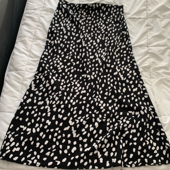 Kenar Polka Dot Skirt - Picture 2 of 3